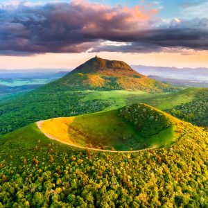 Puy de Dôme and Puy Pariou