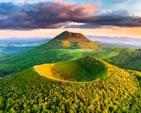 Puy de Dôme and Puy Pariou