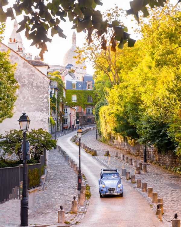 Rue de l’Abreuvoir in Montmartre in Paris